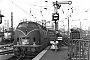 Krauss-Maffei 18297 - DB "V 200 053"
05.11.1964 - Stuttgart, HauptbahnhofKarl-Friedrich Seitz