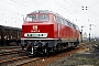 MaK 2000082 - DB "215 077-9"
28.02.1977 - Aschaffenburg, Bahnbetriebswerk
Helmut Philipp